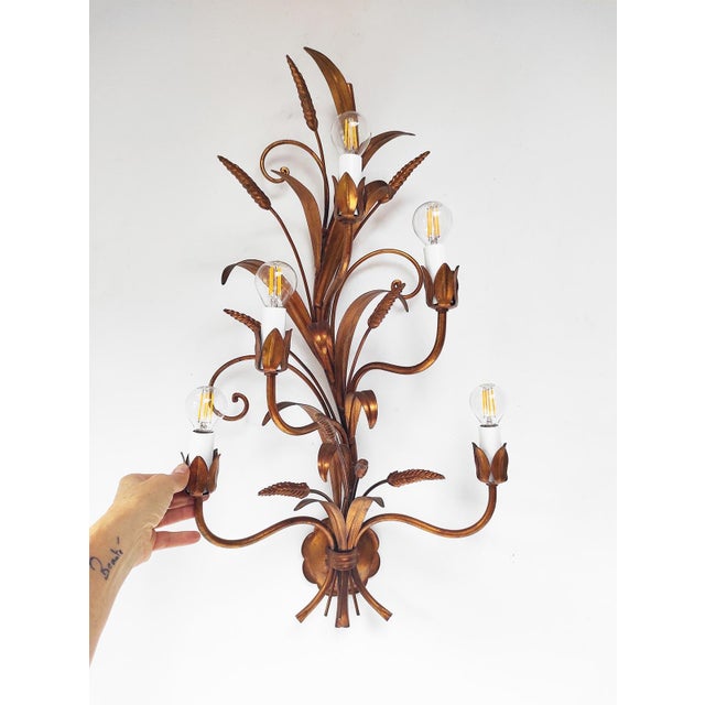 1970s Large Italian Gilt Metal Ear of Wheat Wall Sconce, 1970s For Sale - Image 5 of 6