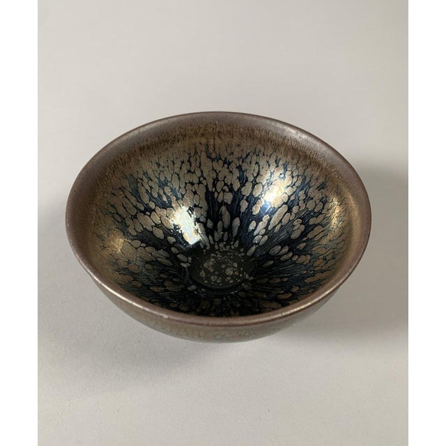 19th Century Stoneware bowl with a "hare fur" glaze. Jianyao. Song Dynasty style (960-1279) For Sale - Image 5 of 7