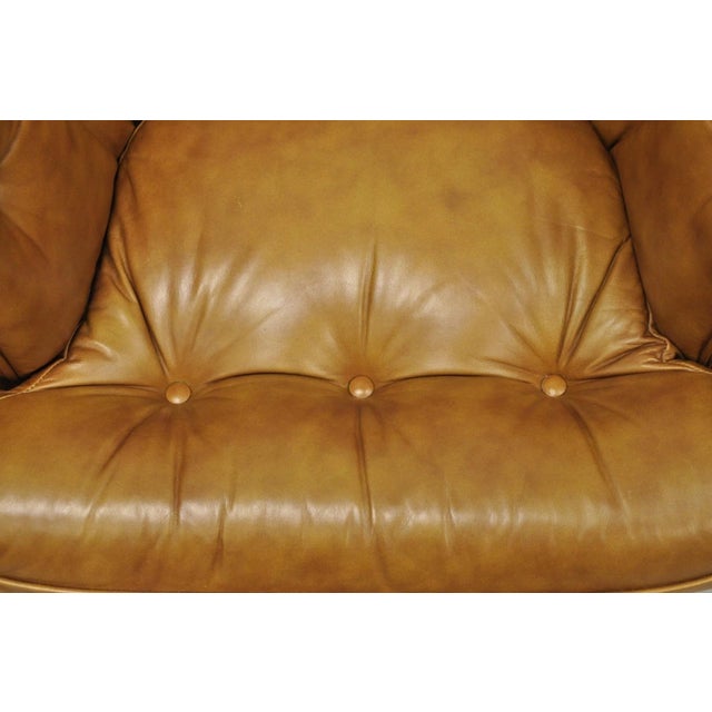 Vintage Classic Leather Chesterfield Brown Tufted Leather Barrel Club Chair Pair For Sale In Philadelphia - Image 6 of 14