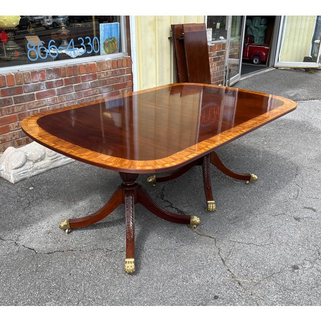 Late 20th Century Councill Craftsmen Georgian Banded Mahogany Double Pedestal Dining Table With 3 Leaves For Sale - Image 15 of 18