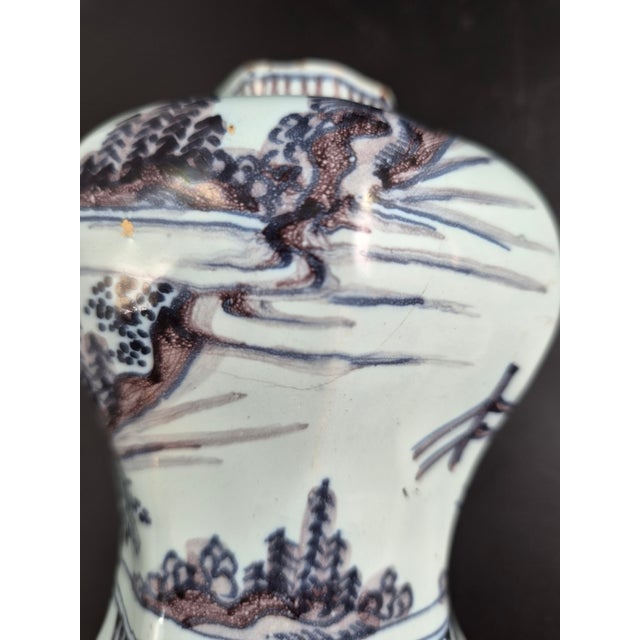 Antique Dutch Blue and Manganese Octagonal Baluster Vase from Delft, 1680 For Sale - Image 11 of 13