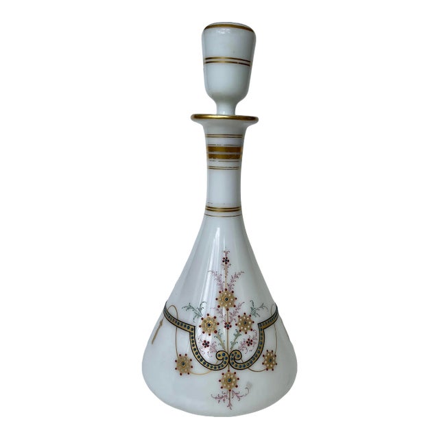 Mid 19th Century French White Opaline Bottle Napoleon III For Sale