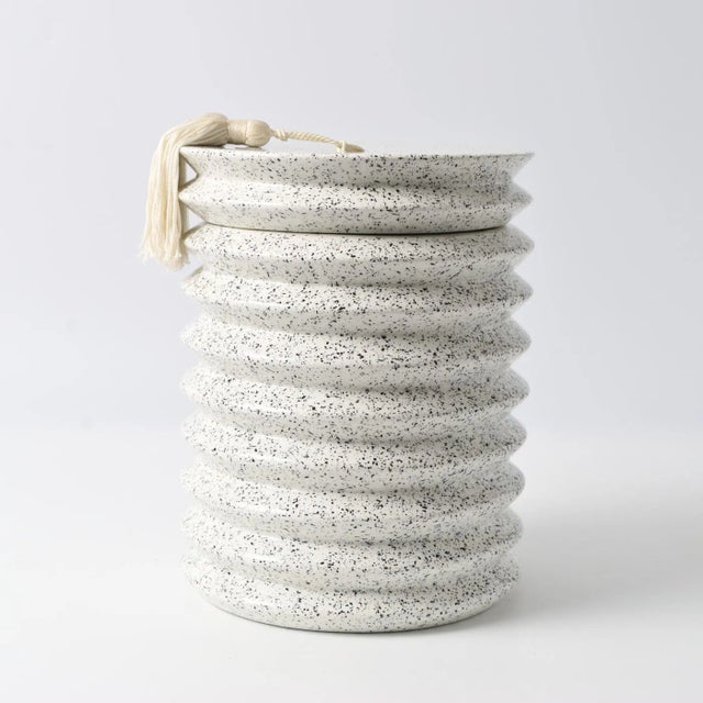 Zig-Zag Container from Nove, 1980s For Sale - Image 12 of 12