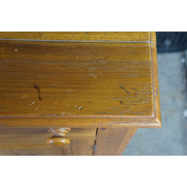 Ethan Allen Late 20th Century Ethan Allen Old Tavern Pine Country Farmhouse Buffet Console Cabinet 23-6006 For Sale - Image 4 of 18