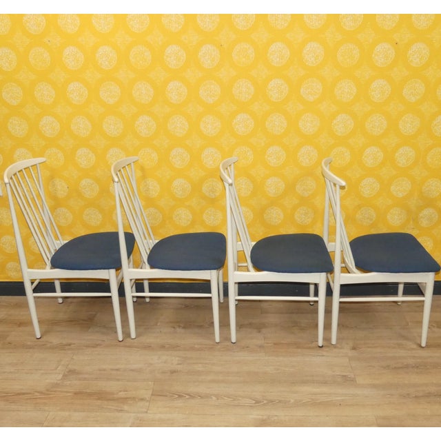 1970s Vintage Kitchen Chairs with Spindles, 1960s, Set of 4 For Sale - Image 5 of 12