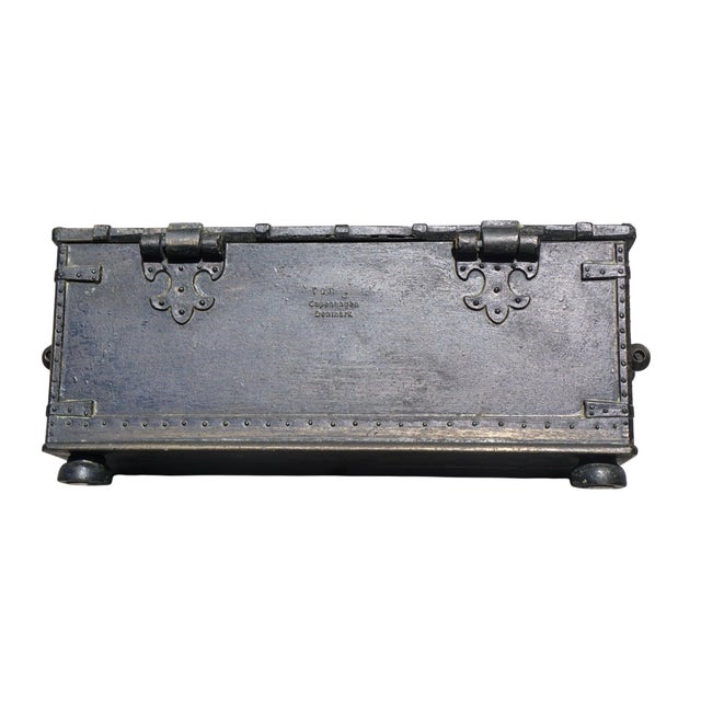 Antique Danish Bronze Lidded Box – Battle of Lyndanisse Add a striking piece of Danish history to your collection with...