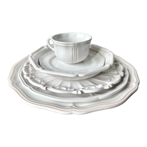 Vintage Motton De Gien Faience-8 Place Settings + Serving-106 Pieces