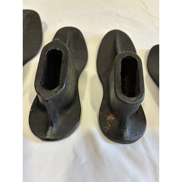 Early 20th Century Vintage Cast Iron Shoe Molds – Set of 6 Industrial Cobbler Forms For Sale - Image 5 of 14