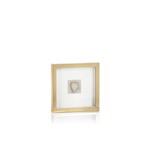 Add an elegant touch to your décor with this very unique framed crystals. The crystal is artificial but quite detailed...