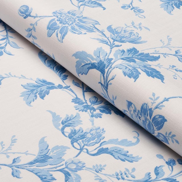 English Sample - Borastepeter Blomslinga Fabric In Blue And White For Sale - Image 3 of 4