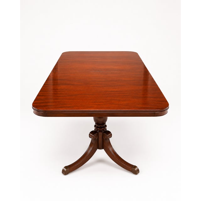 Traditional Vintage Drexel Mahogany Extendable Double-Pedestal Dining Table With 3 Leaves For Sale - Image 3 of 9
