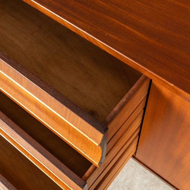 Vintage English Teak Sideboard from Elliots of Newbury, 1960 For Sale - Image 16 of 18