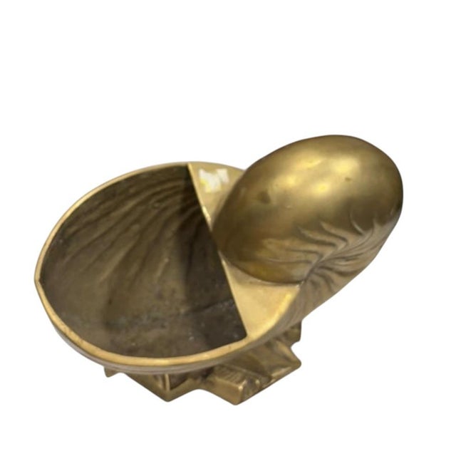 1970s Vintage Brass Nautilus Shell Bowl Sculptural Catchall Palm Beach Shell Decor For Sale - Image 5 of 6
