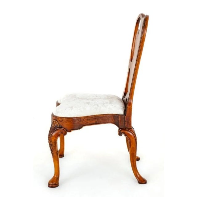 1920s Queen Anne Dining Chairs in Walnut, 1920s, Set of 12 For Sale - Image 5 of 11