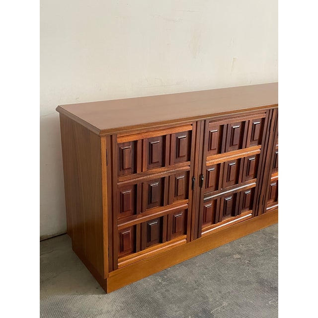 1960s Vintage Brutalist Spanish Sideboard 1960s For Sale - Image 5 of 7