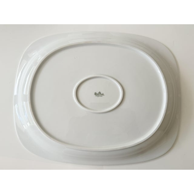 Rosenthal Large White Suomi Platter by Timo Sarpaneva for Rosenthal Studio Line, Germany, 1991 For Sale - Image 4 of 5