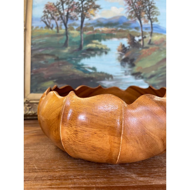Vintage Hand-Carved Decorative Wood Bowl by Pacific Traders - Made in the Philippines for Aloha Hawaii For Sale In Seattle - Image 6 of 9