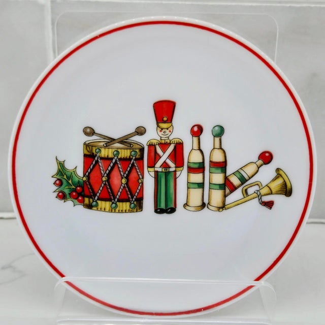 White Vintage 1987 Vista Alegre Portugal “Christmas Magic” Porcelain Coasters, Set of 6 For Sale - Image 8 of 9