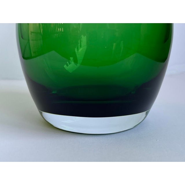 Late 20th Century Vintage Green Art Glass Vase For Sale - Image 5 of 9