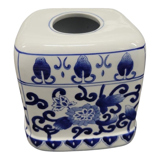 Vintage Chinoiserie Blue and White Ceramic Tissue Box Cover Holder For Sale