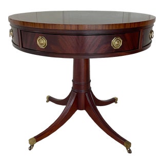 1980s Vintage Hickory Chair James River Accent Pedestal Table For Sale