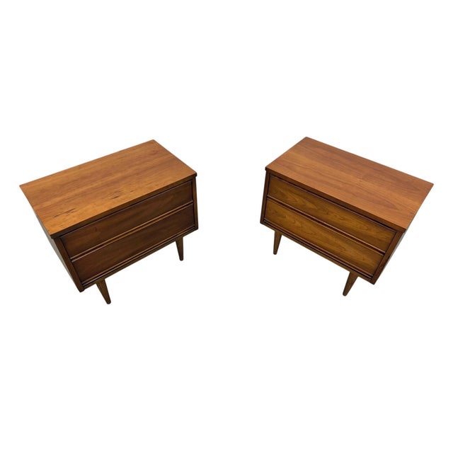 1960s Mid-Century Modern 2-Drawer Walnut Nightstands - Set of 2 For Sale - Image 5 of 9