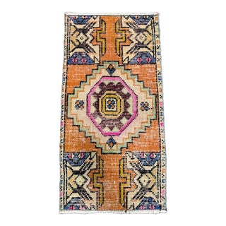 Turkish Yastik Rug 1'6" x 2'10" For Sale