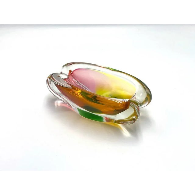 Art Glass Ashtray attributed to Josef Rozinek for Novy Bor, 1960s For Sale - Image 6 of 8