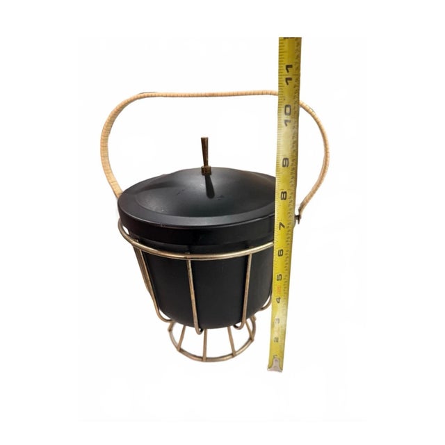 Wood 1950s Atomic Wire Cage Pyrex Ice Bucket, Attributed to Ernest Sohn For Sale - Image 7 of 7