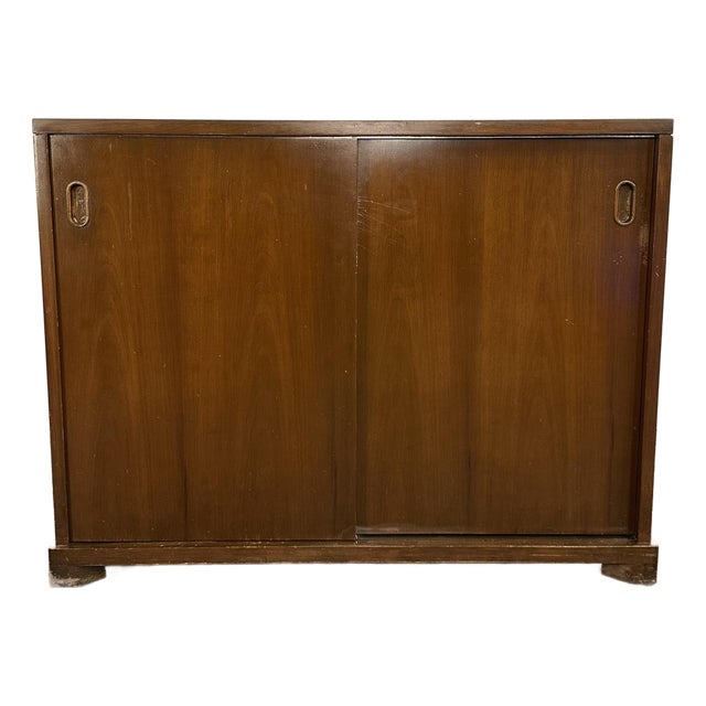 Mid 20th Century John Widdicomb Sliding Door Walnut Sideboard Chest For Sale