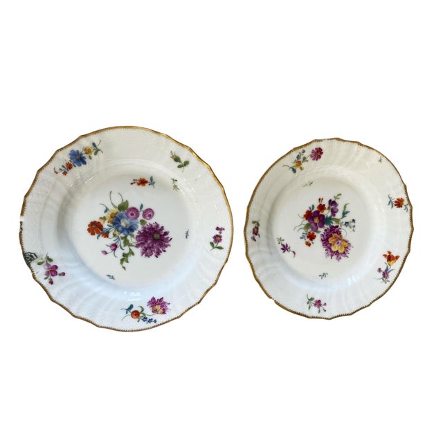 Rustic European 19th C Hand Painted Royal Copenhagen Plates 8" Diameter S/2 For Sale - Image 3 of 11