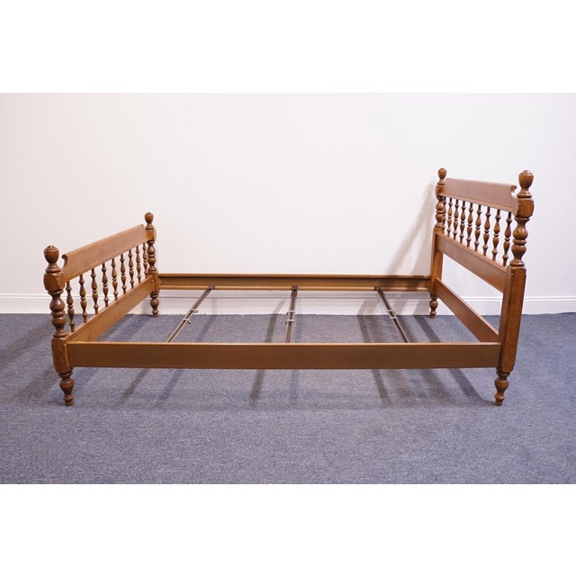 Ethan Allen Heirloom Nutmeg Maple Colonial Early American Full Size Spindle Bed 10-5653 For Sale - Image 9 of 11