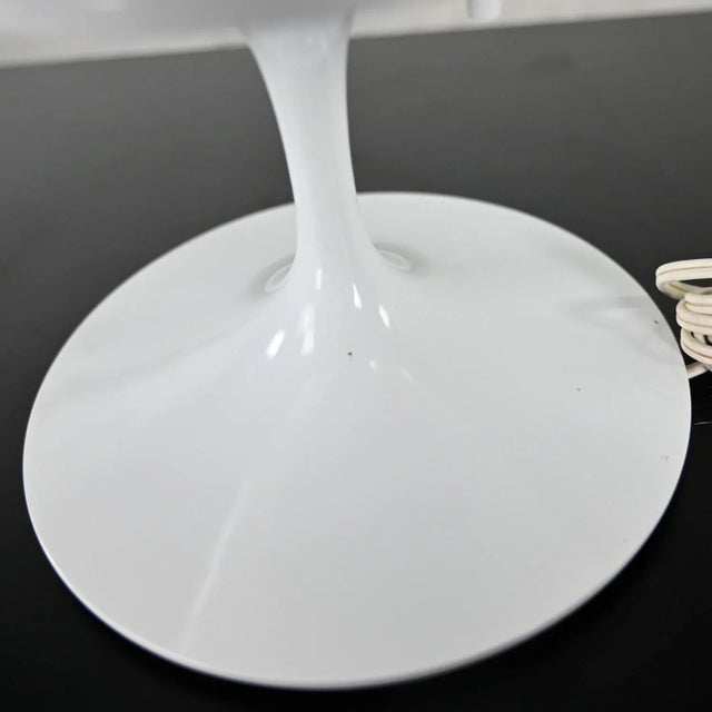 Metal 1960s Mid Century Modern Table Lamp Stemlite by Bill Curry for Design Line With Opaque White Glass Ball Shade For Sale - Image 7 of 13