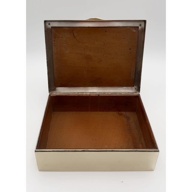 Vintage English Hunt Scene Silver Plate and Glass Humidor or Trinket Box For Sale - Image 11 of 12