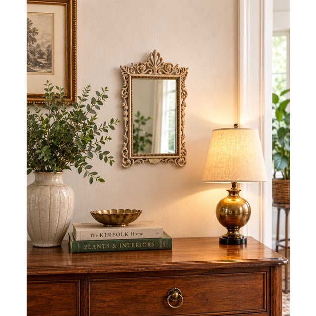 Vintage SYROCO Hollywood Regency Ornate Wall Mirror A charming vintage wall mirror by SYROCO (Syracuse Ornamental...