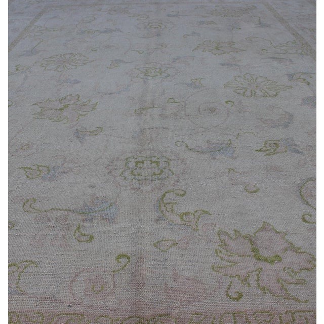 Mid 20th Century Vintage Turkish Oushak Rug With Pale Ivory Ground and Soft Sage, Blush 6'8 X 9'3 For Sale - Image 5 of 11