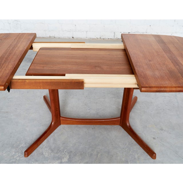 Mid-Century Modern Dining Table by Juul Kristensen for Glostrup, 1970s For Sale - Image 15 of 18