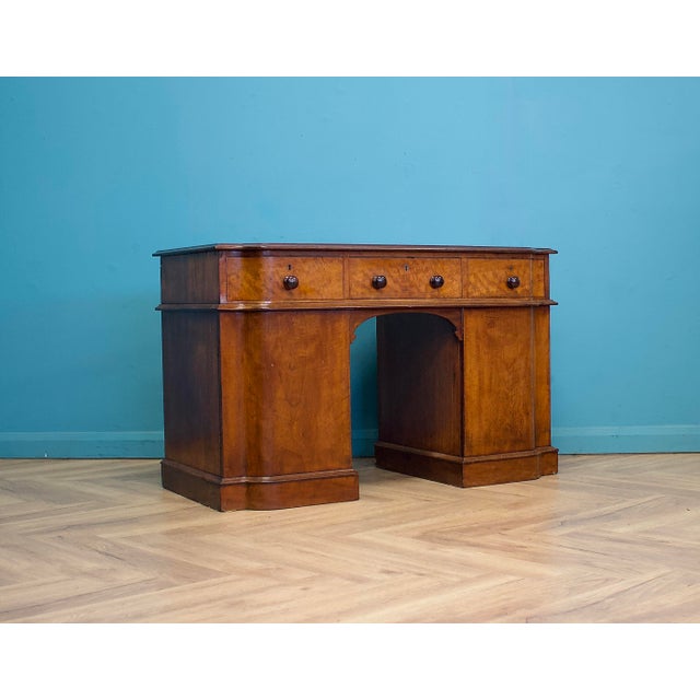 Antique Victorian British Desk, 1880s For Sale - Image 4 of 12