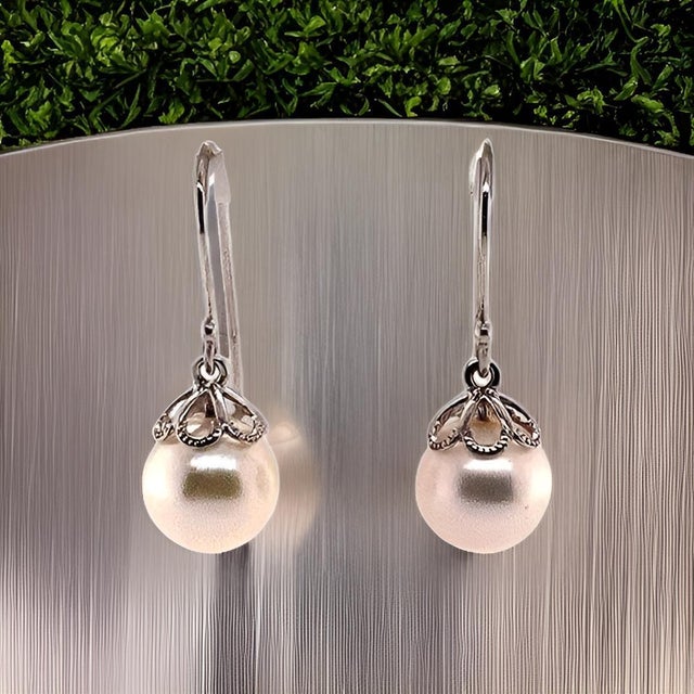 2010s Akoya Pearl Earrings 14 Kt Yellow Gold Certified For Sale - Image 5 of 13