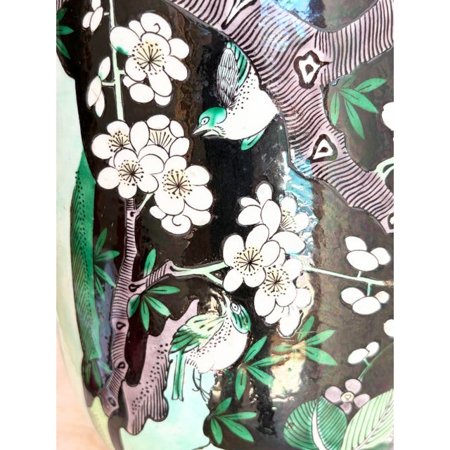 Antique Chinese Famille Noir Kangxi Qing Era Blossom Porcelain Vase W/ Jade Lid For Sale - Image 4 of 11
