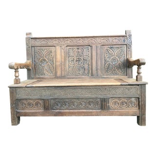 18th Century English Oak Settle With Hinged Seat For Sale