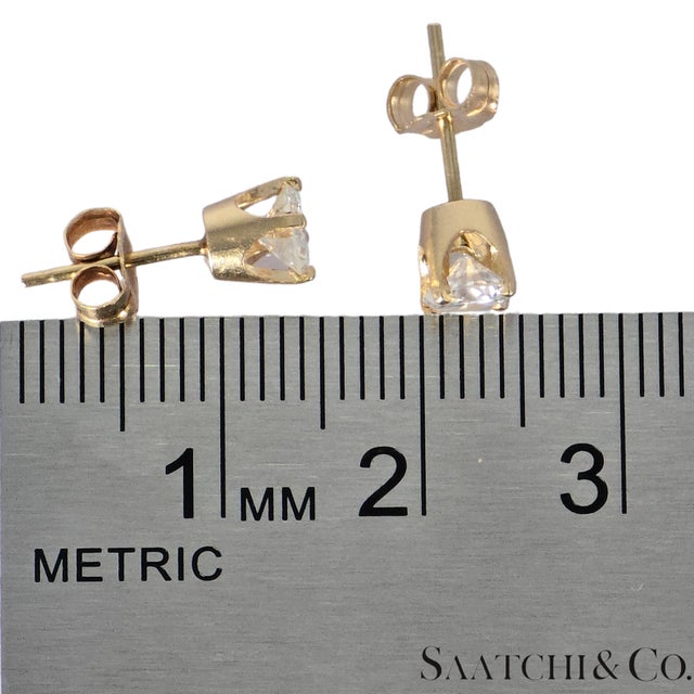 14k (585) Yellow Gold Natural Diamond Vintage Stud Earrings, A Pair For Sale - Image 10 of 11