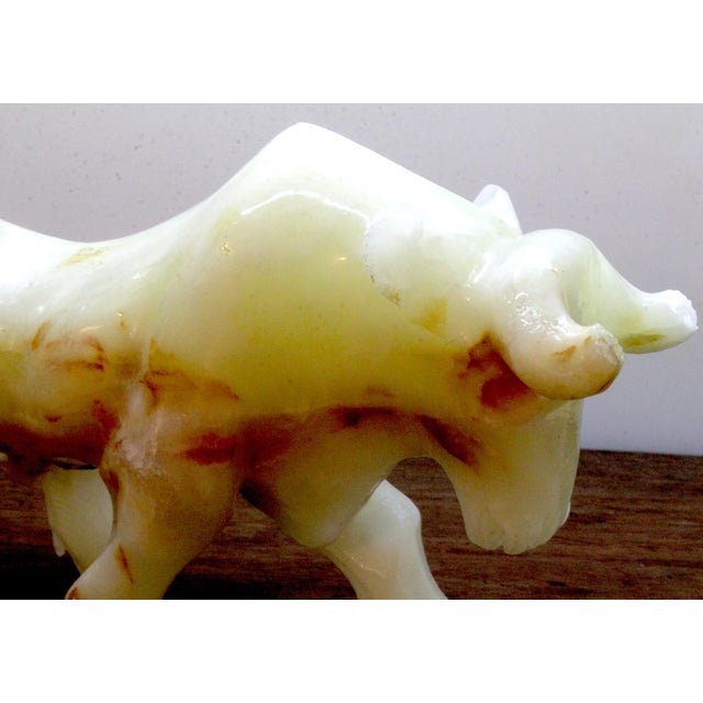 Carved Charging Bull: Mid-Century Brutalist Onyx Sculpture Mexico - 9" For Sale - Image 11 of 17