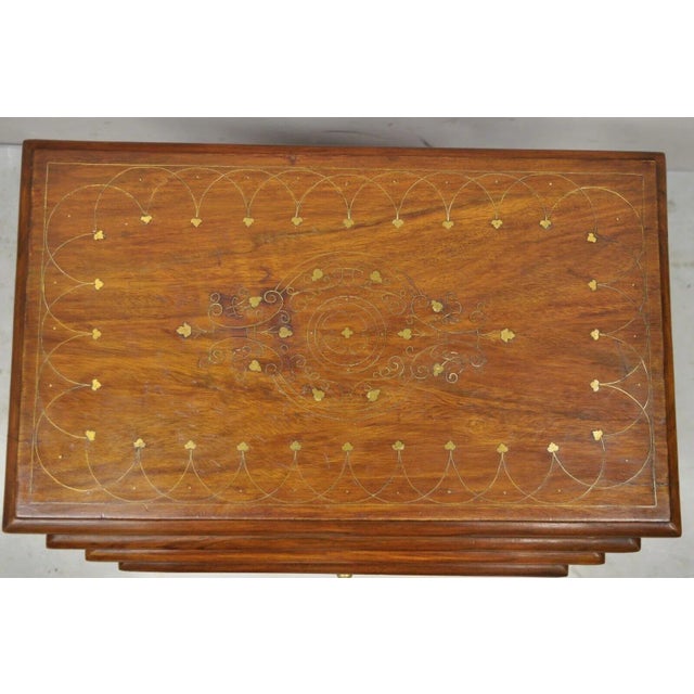 Early 1900s Antique Brass Inlay Marquetry Nesting Side End Tables - Set of 4 For Sale - Image 4 of 13
