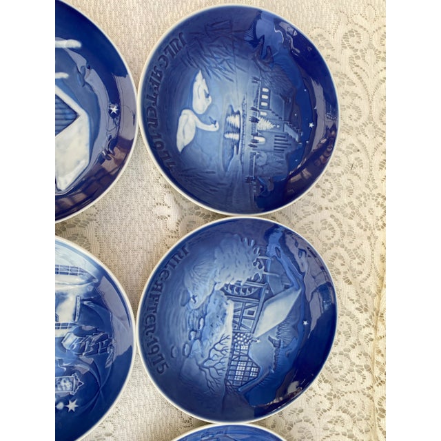 Ceramic Bing & Grondahl Juleplatte Holiday Plates - Set of 11 For Sale - Image 7 of 13