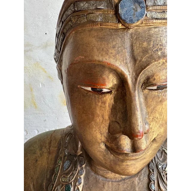Large Seated Buddha Sculpture in Carved Base Gilded Wood For Sale - Image 3 of 18