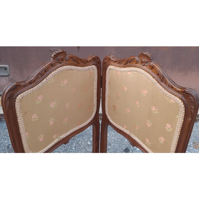 Early 20th Century Early 20th Century Louis XV Style Carved Walnut Two-Fold Small Screen For Sale - Image 5 of 10