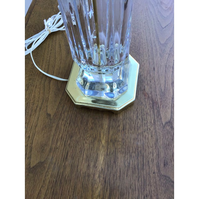 Art Deco Table Lamp by Cofrac Art Verrier, Clear Crystal & Brass, France, 1970s For Sale In Denver - Image 6 of 12