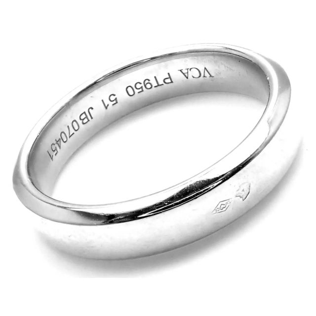 Van Cleef & Arpels Toujours Platinum 4mm Wide Band Ring, Size 51 For Sale In Philadelphia - Image 6 of 8