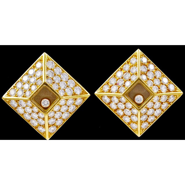 Chopard, 18 Karat Gold Happy Diamonds Clip Earrings Women 98 Pieces Diamond For Sale - Image 18 of 18